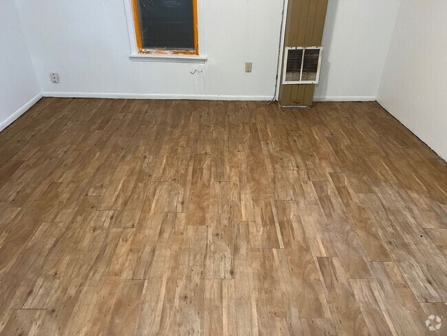 Building Photo - 323 4th Ave NE Unit 1 Rental