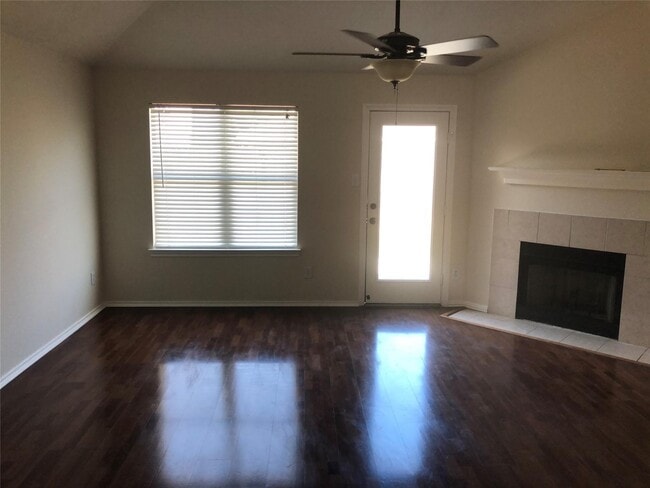 Photo - 20215 Mammoth Falls Dr