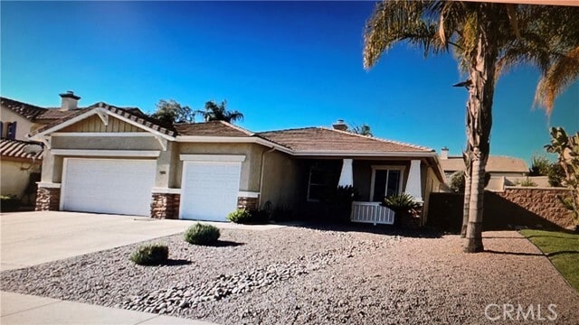 Photo - 33123 Breighton Wood St