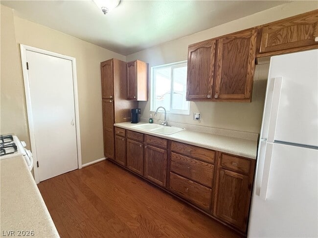 Photo - 4833 Stillwater Ave