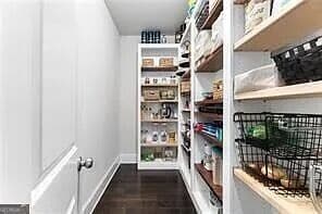 4410 Mossbrook Cir