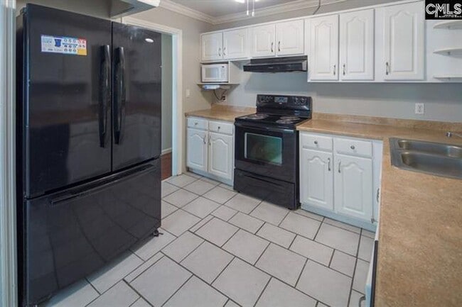 Photo - Sensational Three Bedroom Home Located in the Earlewood Community!