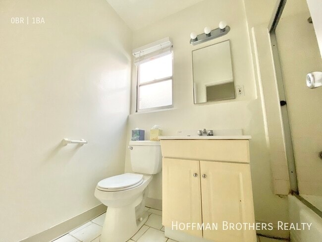 Photo - 3718 Mentone Ave Unidad 1A