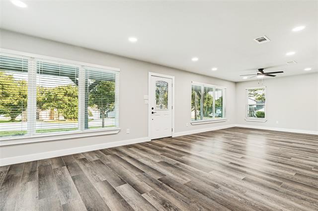 437 Peninsula Dr