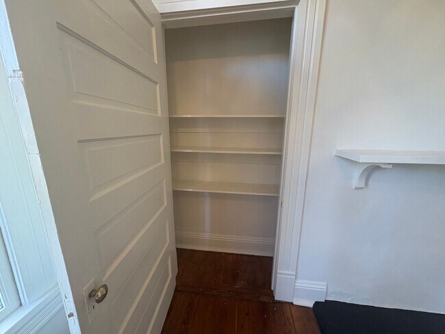 Photo - 169 Lamar St Unit Apartment B