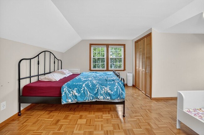 Photo - 13 Pleasant St