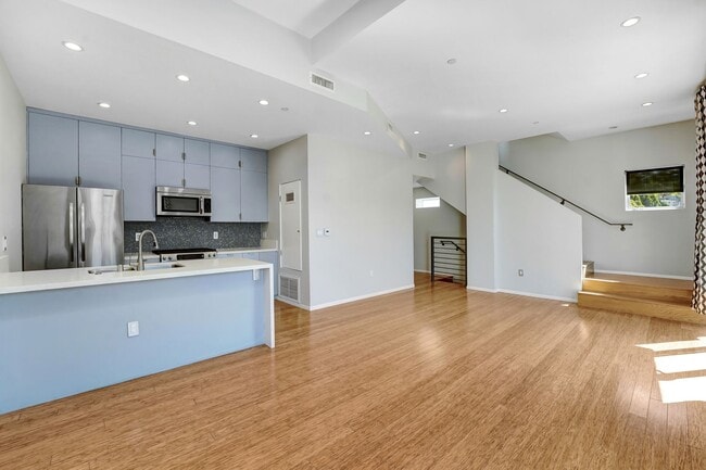 Photo - Your Perfect 3/2.5 Los Angeles Home Availa...
