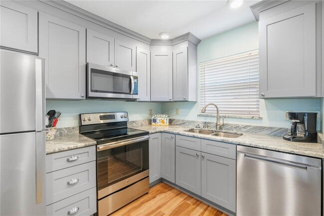 Photo - 5225 Imperial Lakes Blvd Unit 44