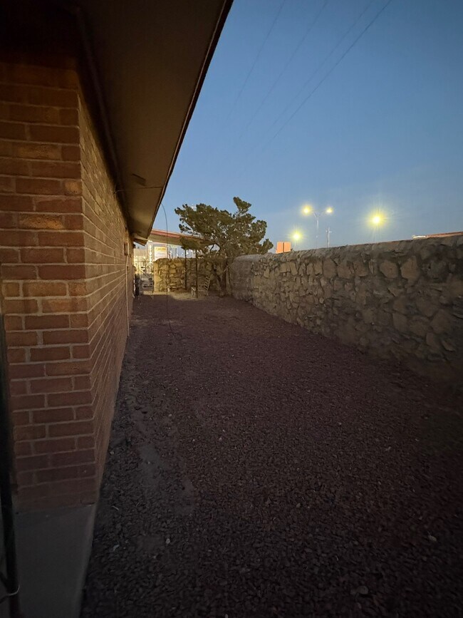 1901 Amy Sue Dr Unit A