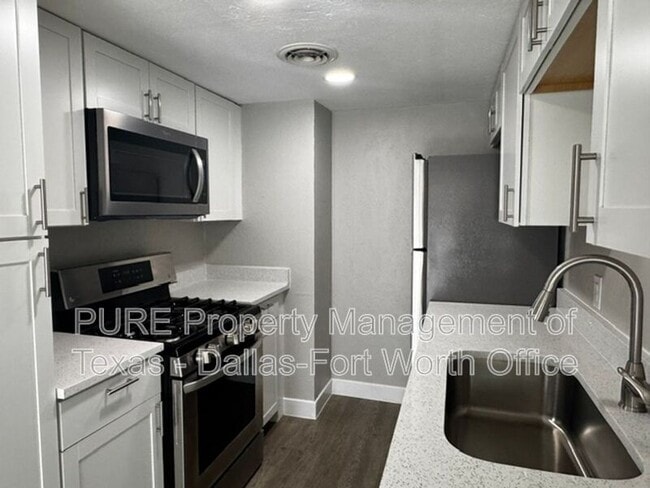 Photo - 15919 Stillwood St Unit #2088