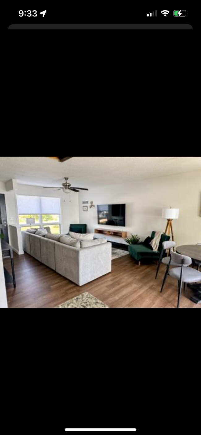 Photo - 497 Island Rd