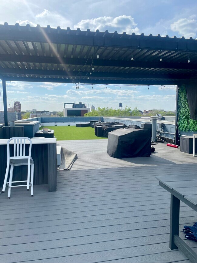 Photo - 1517 N Ashland Ave Unit 1517 N Ashland - apt 4