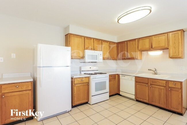 Photo - 504 E 163rd St