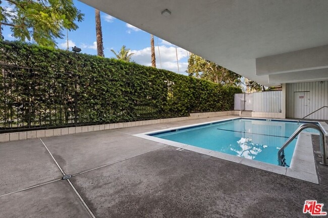 Photo - 843 4th St Unit 106