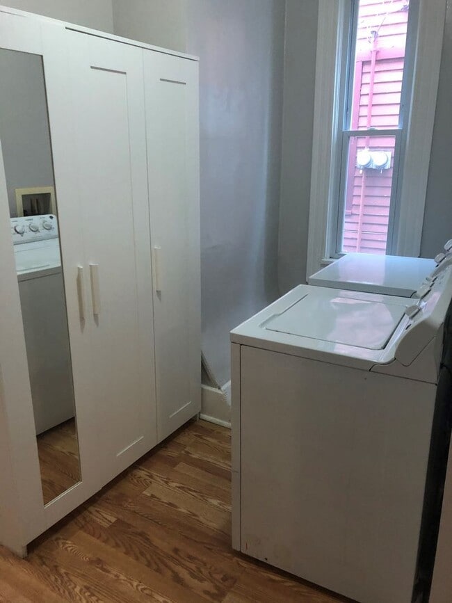 Photo - JAFA 5501 Unit 5503 Bridge DOWN