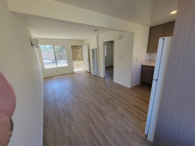 3607 Griffin Ave