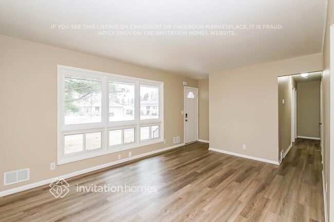 Photo - 6130 Scott Ave N