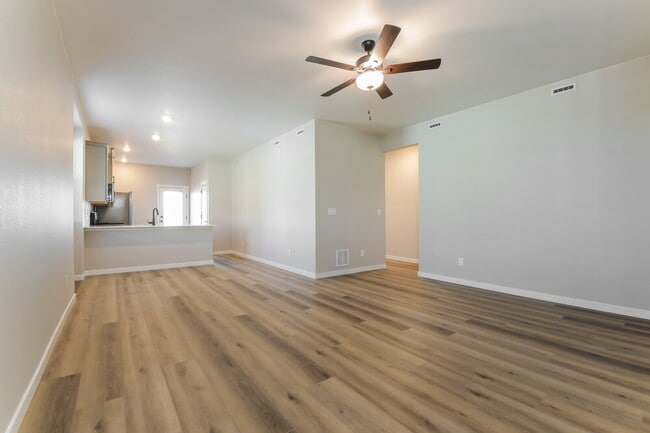 Photo - 9462 Yampa Ct