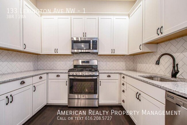 Photo - 133 Lexington Ave NW Unidad 1