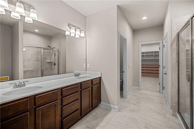 Photo - 18 Dorothy Ln