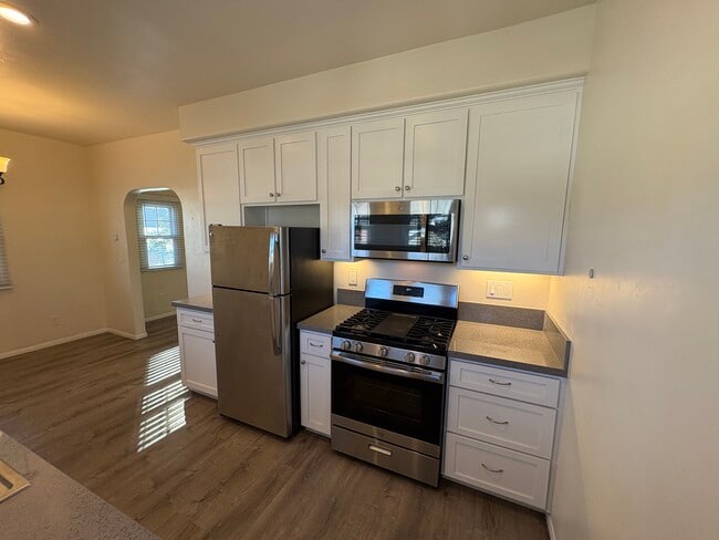 Photo - Gaylord Building Unidad 5