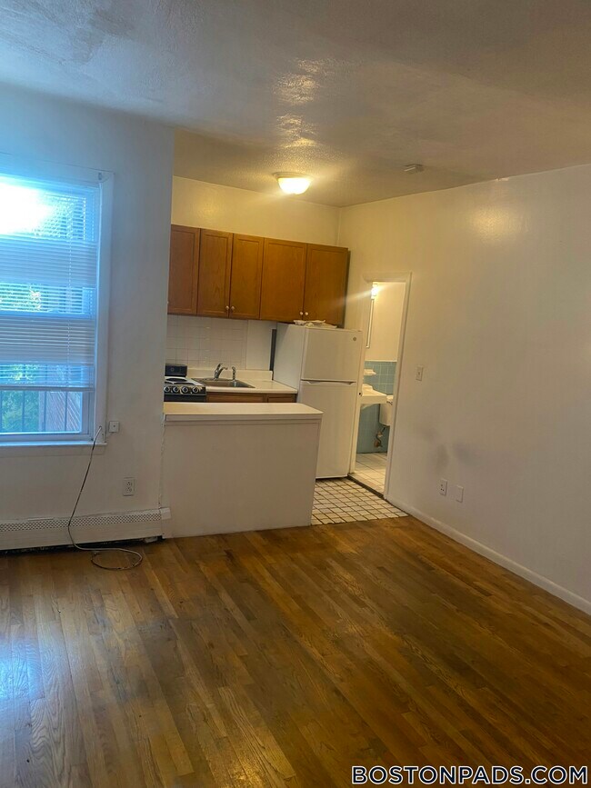 Photo - 61 S Huntington Ave Unidad 302