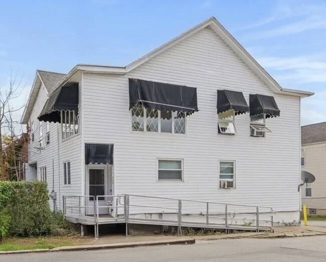 Photo - 100 S 12th St Unit 2