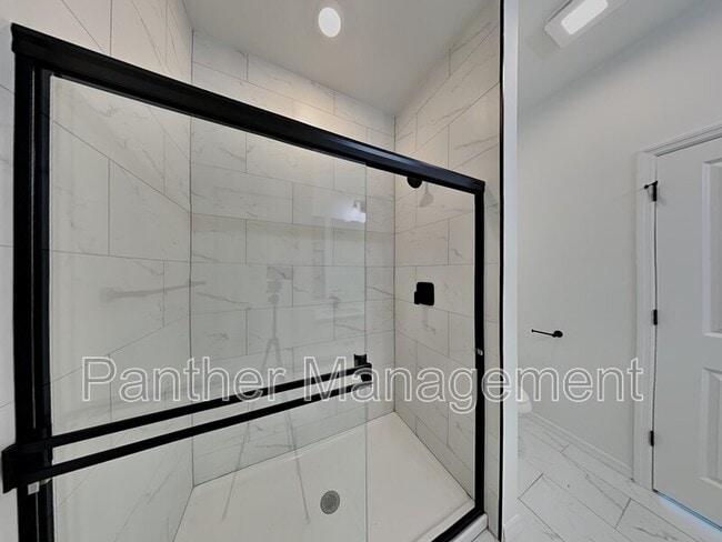 Photo - 5228 27th St SW