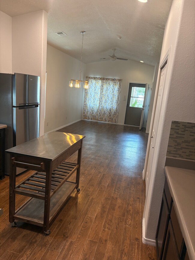 Photo - 2324 Penn Ave SE