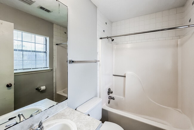 Photo - 7018 Epperson Dr