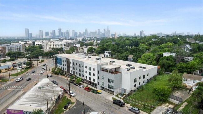 Photo - 2220 Webberville Rd Unit 323