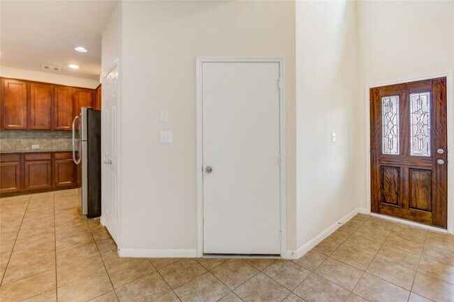 Photo - 8422 Sunset Loch Dr