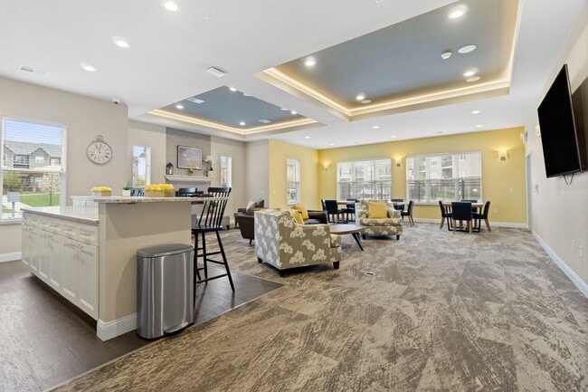 Building Photo - 22 Slate