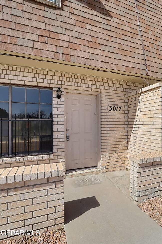 Photo - 3017 E Glen Dr