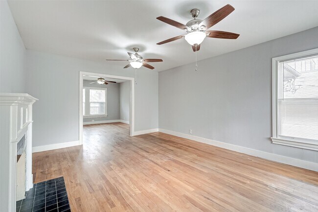 Photo - 1852 Sul Ross St