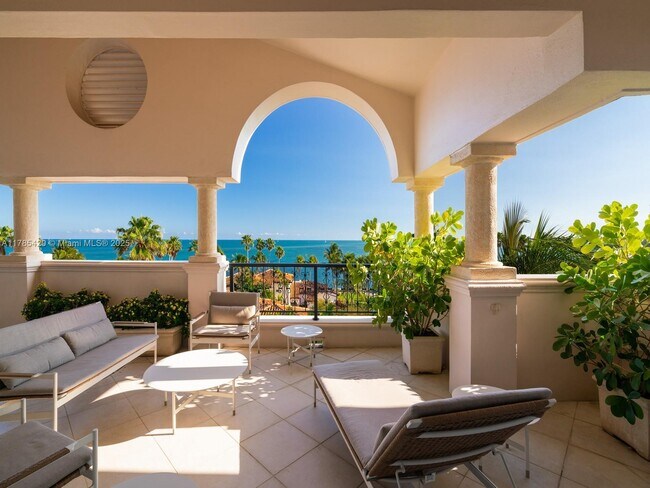 Photo - 19152 Fisher Island Dr Unidad 19152