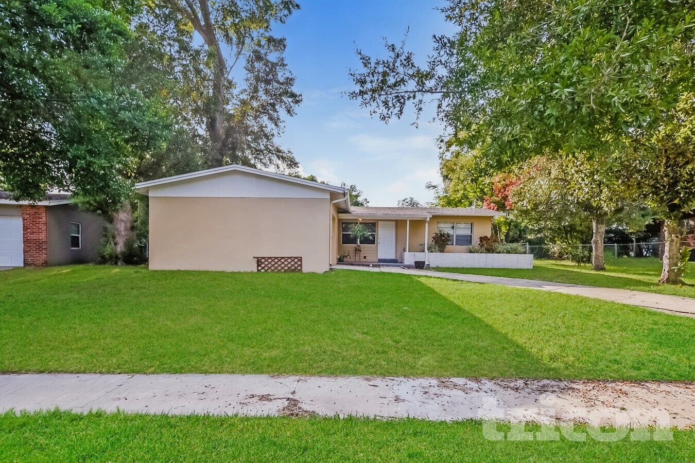 Photo - 1332 W Hartley Cir