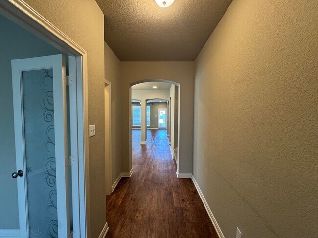 Photo - 3309 Addison St