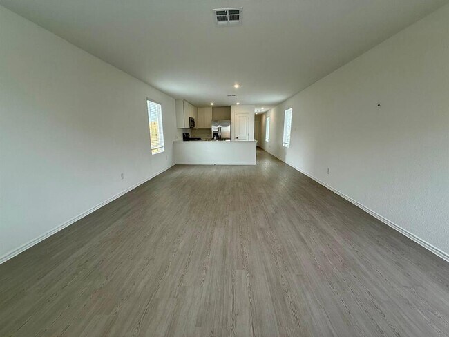 Photo - 214 Kyanite Dr