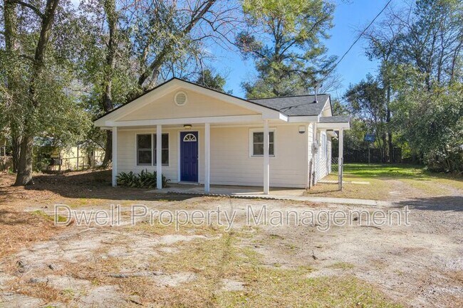 Photo - 3110 Old Louisville Rd House