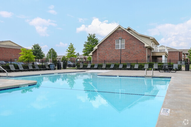 Pool - The Greens at Owasso III/IV