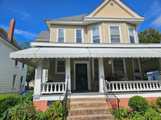 Photo - 228 Hardy Ave