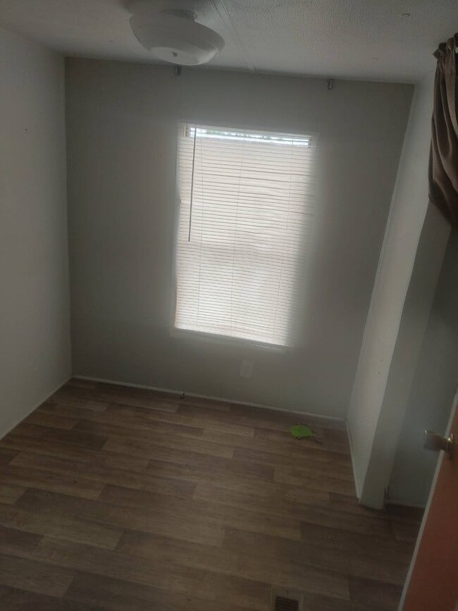 Photo - 106 Fabian Dr