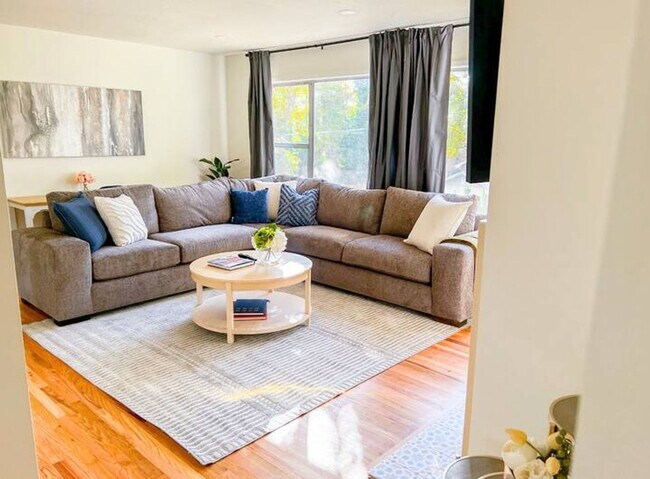 Photo - Modern 4 bed/2 bath with Mountain Views and a Fenced Backyard