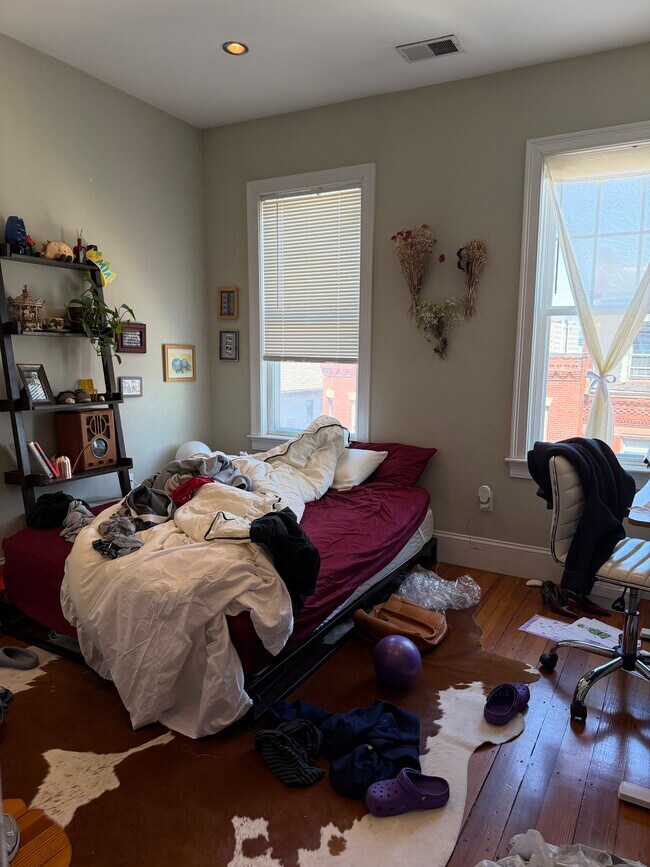 Photo - 148 Hillside St Unit 3