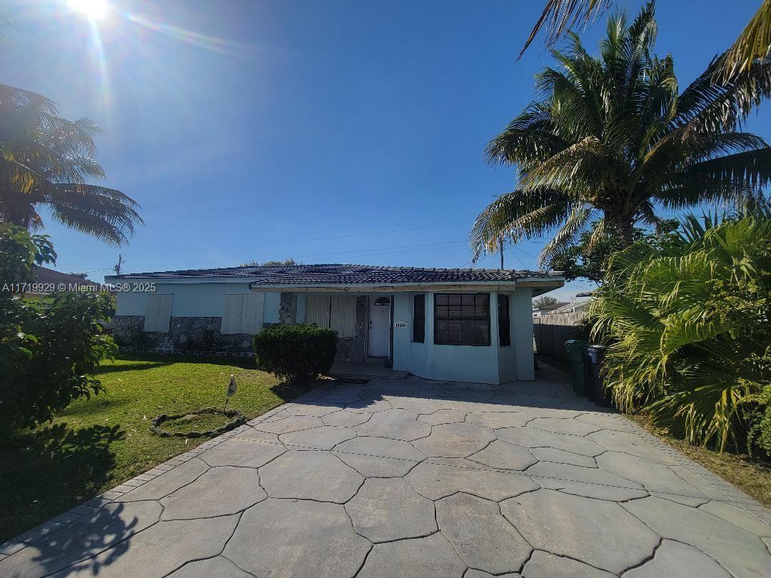 Photo - 14960 Pierce St (Miami, FL)