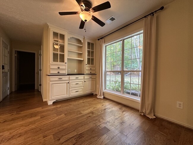 Photo - 359 Estate Ave