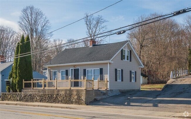 Building Photo - 670 Putnam Pike Rental