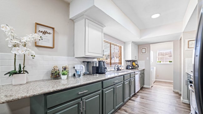 Photo - 1208 Spring Creek Pkwy House