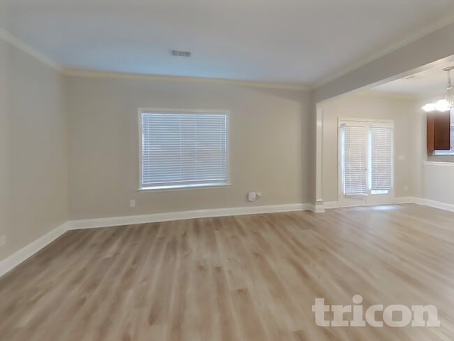 Photo - 184 Village Park Dr